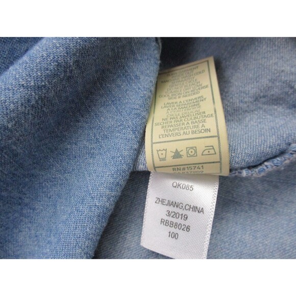 7 For All Mankind Shirt Women Medium Blue Denim Pearl Snap Button Up Top - Picture 6 of 11